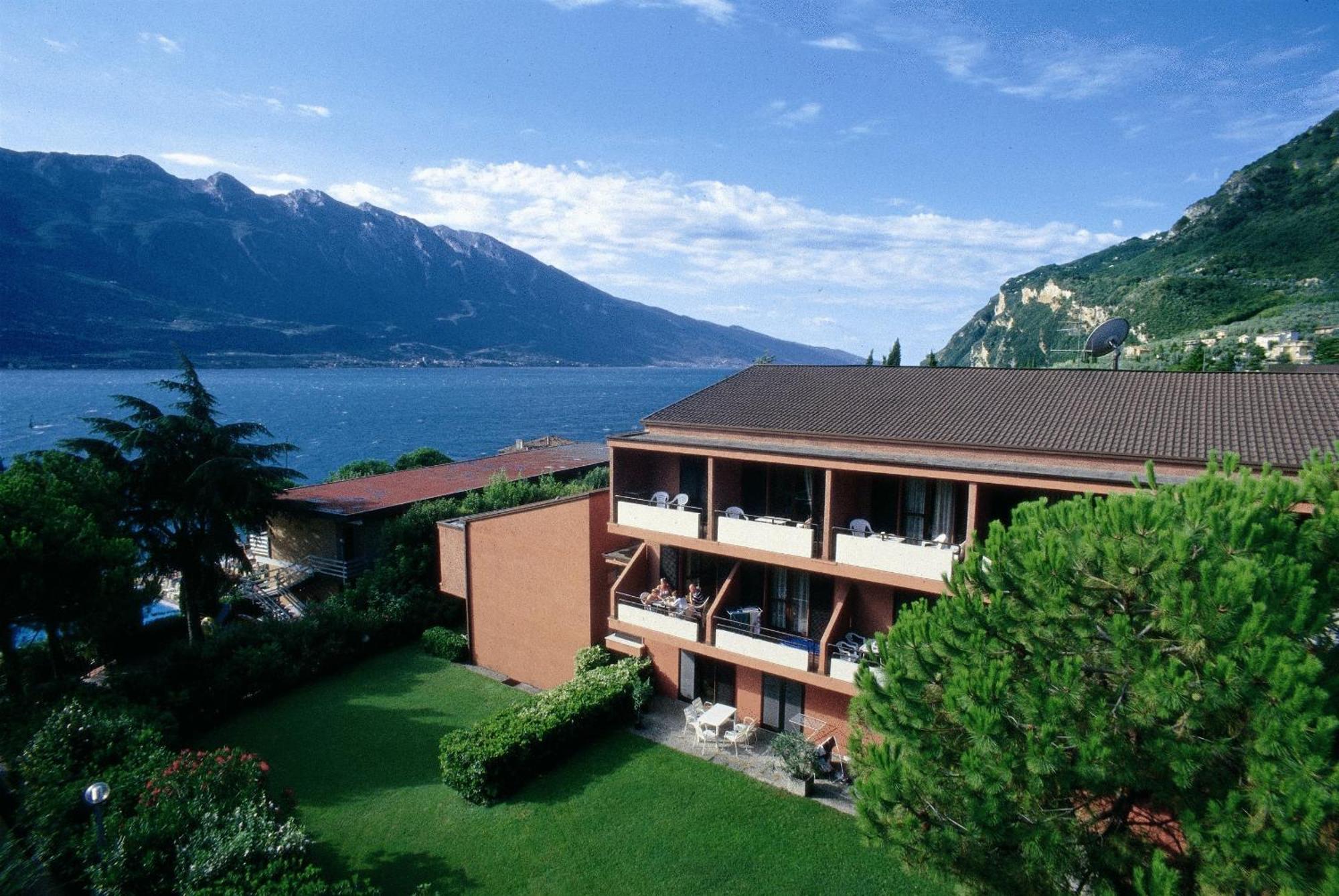 Residence San Luigi Limone sul Garda Exterior photo