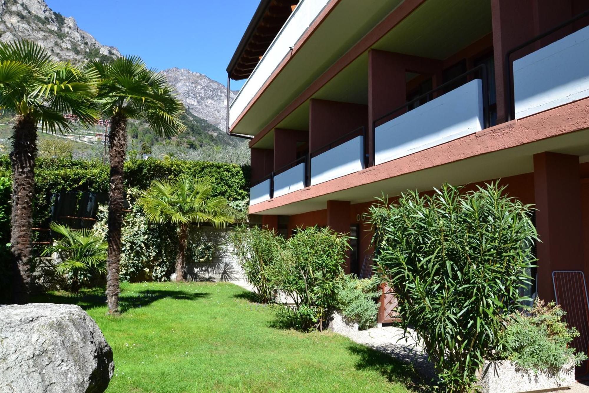 Residence San Luigi Limone sul Garda Exterior photo