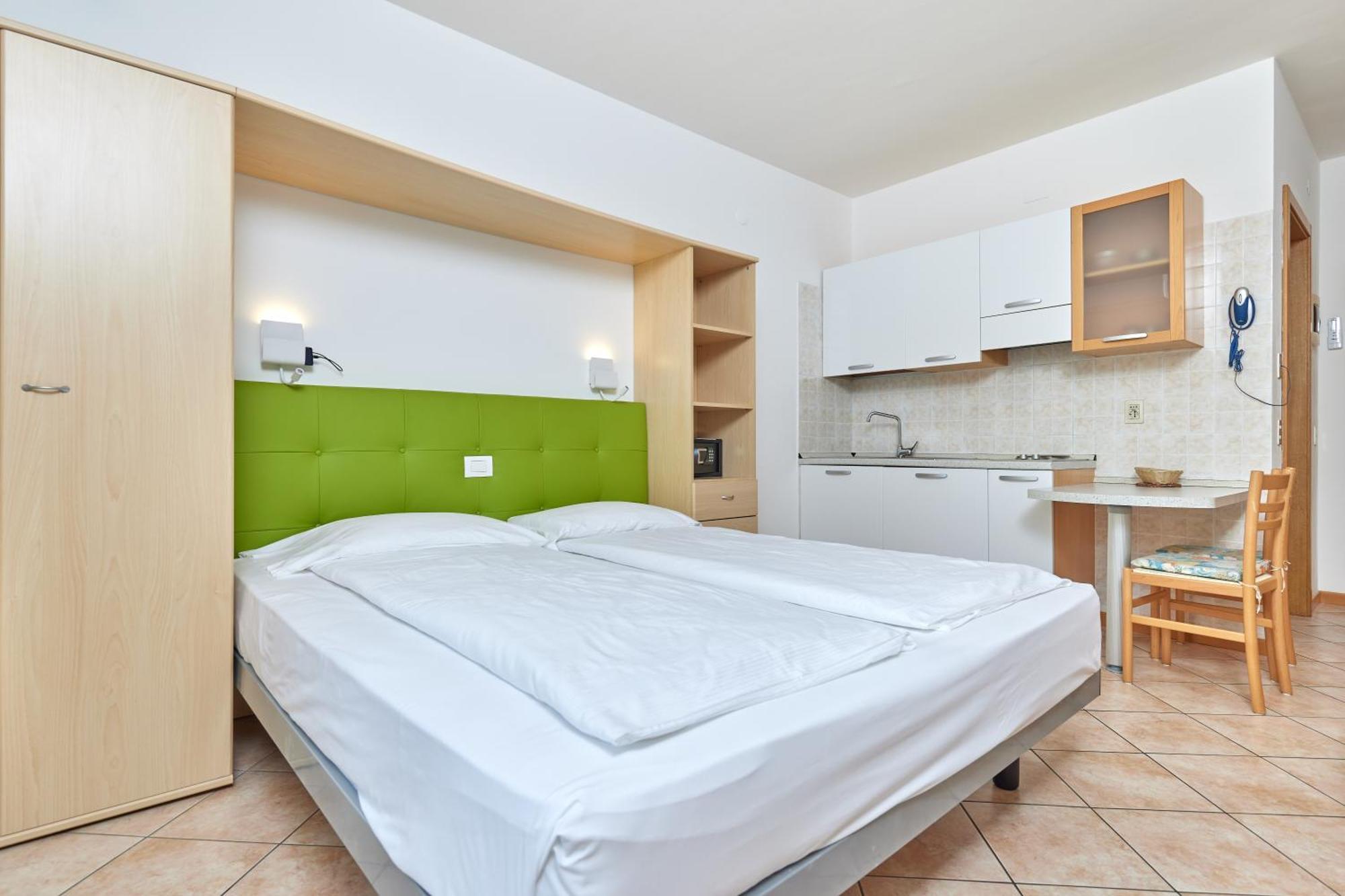 Residence San Luigi Limone sul Garda Exterior photo